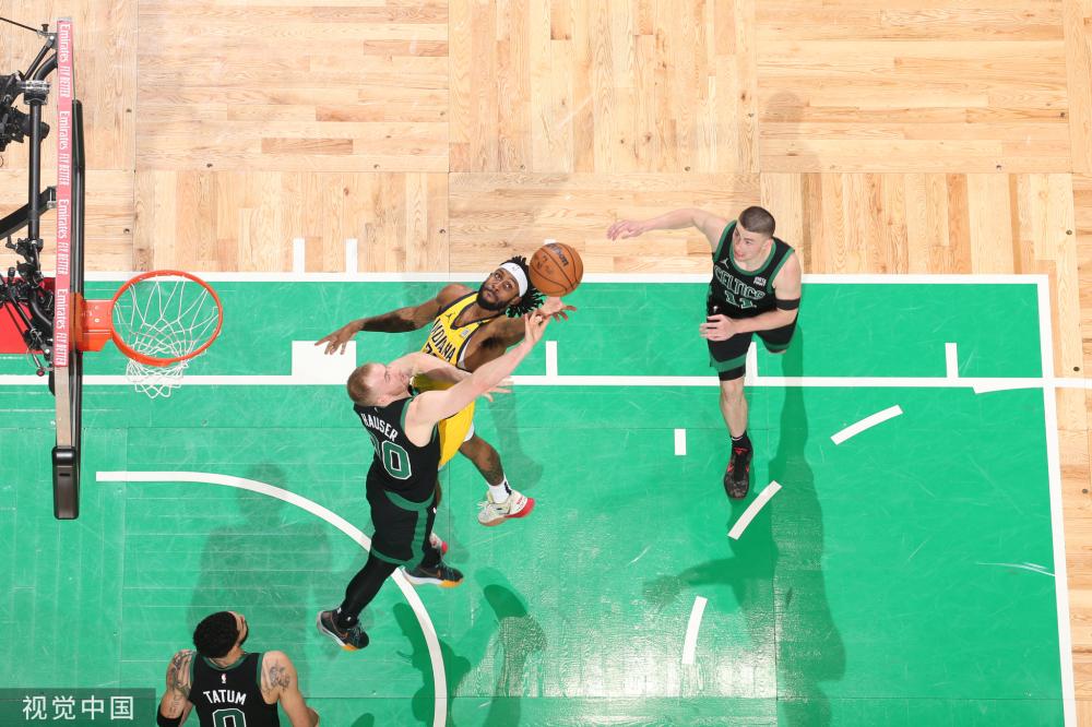 她多样化的 她多样化的